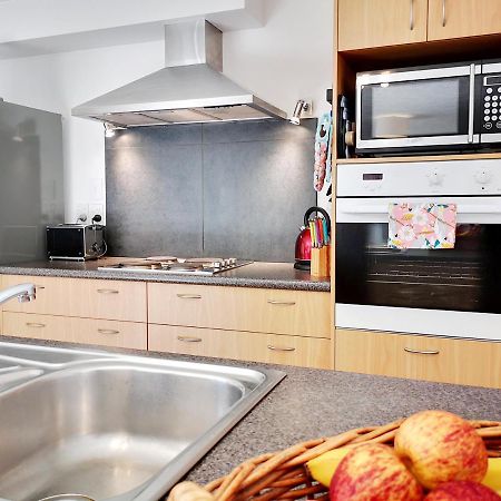 Park To Mountains Apartment Эрроутаун Экстерьер фото
