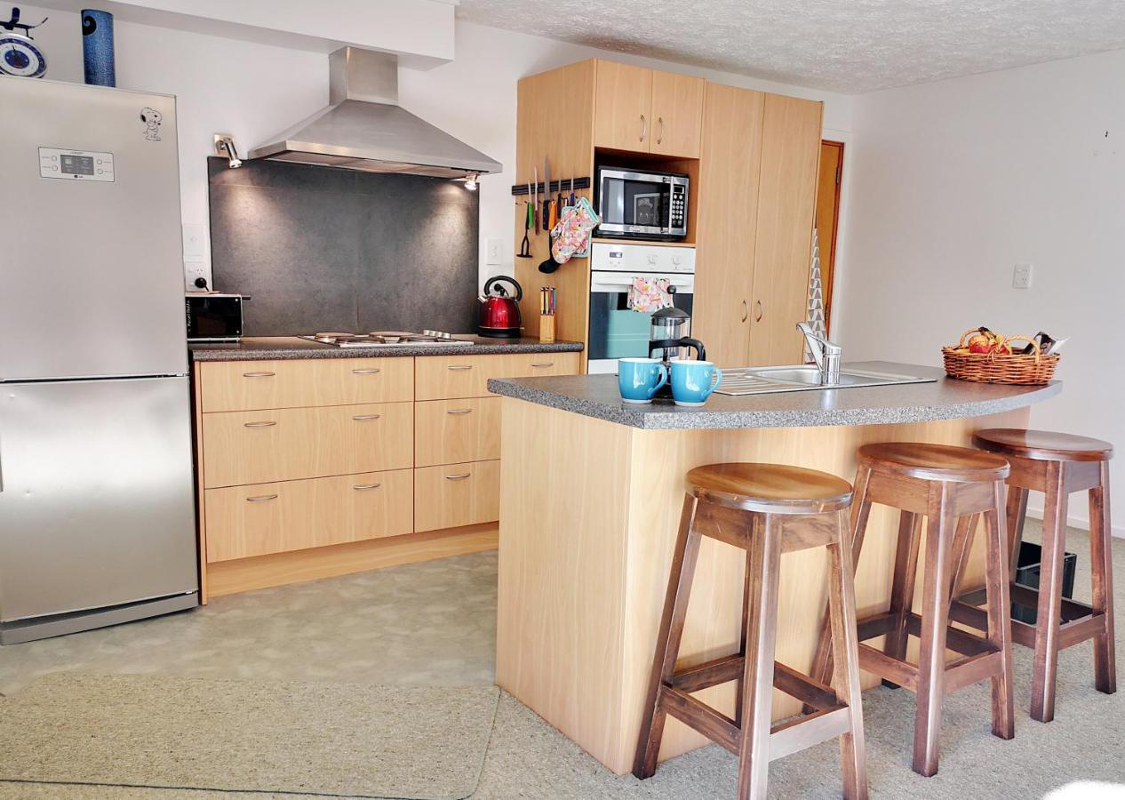 Park To Mountains Apartment Эрроутаун Экстерьер фото