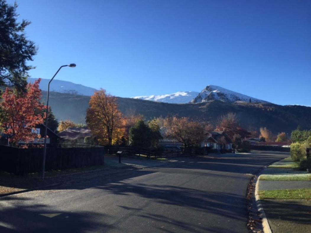 Park To Mountains Apartment Эрроутаун Экстерьер фото